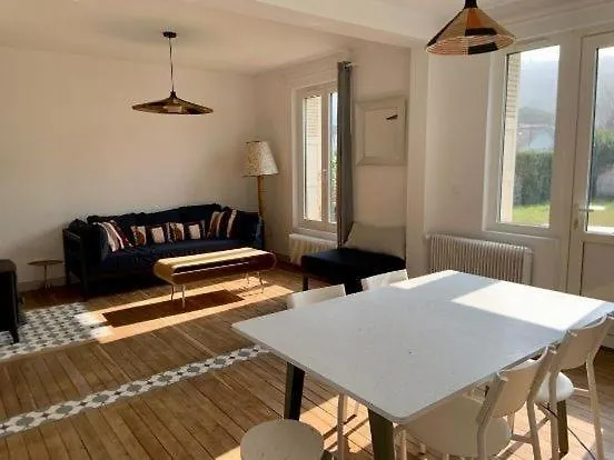 別荘 Le Bocage, Maison Avec Grand Jardin Et Parking *